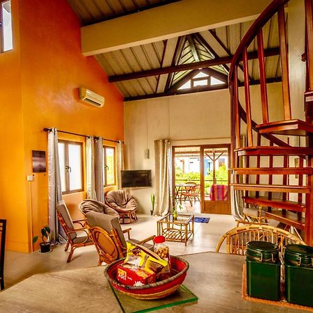 Charming Condo Riviere Noire Ngoại thất bức ảnh