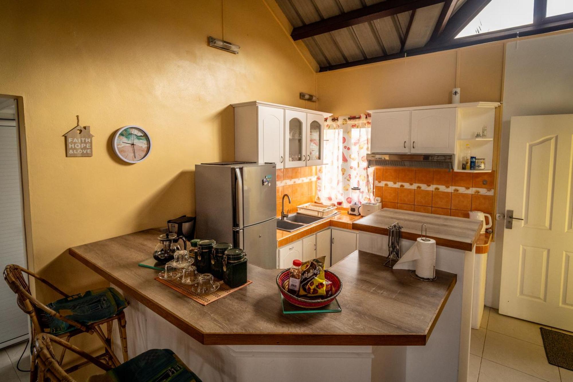 Charming Condo Riviere Noire Ngoại thất bức ảnh